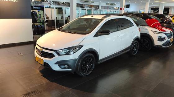 CHEVROLET ONIX 1.4 MPFI ACTIV 8V FLEX 4P AUTOMÁTICO CHEVROLET ONIX 1.4 MPFI ACTIV 8V FLEX 4P AUTOMÁTICO